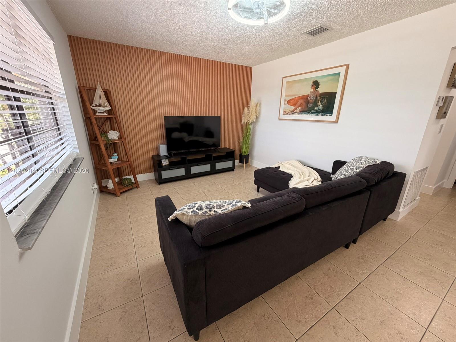 FLORAL HEIGHTS - Residential Income