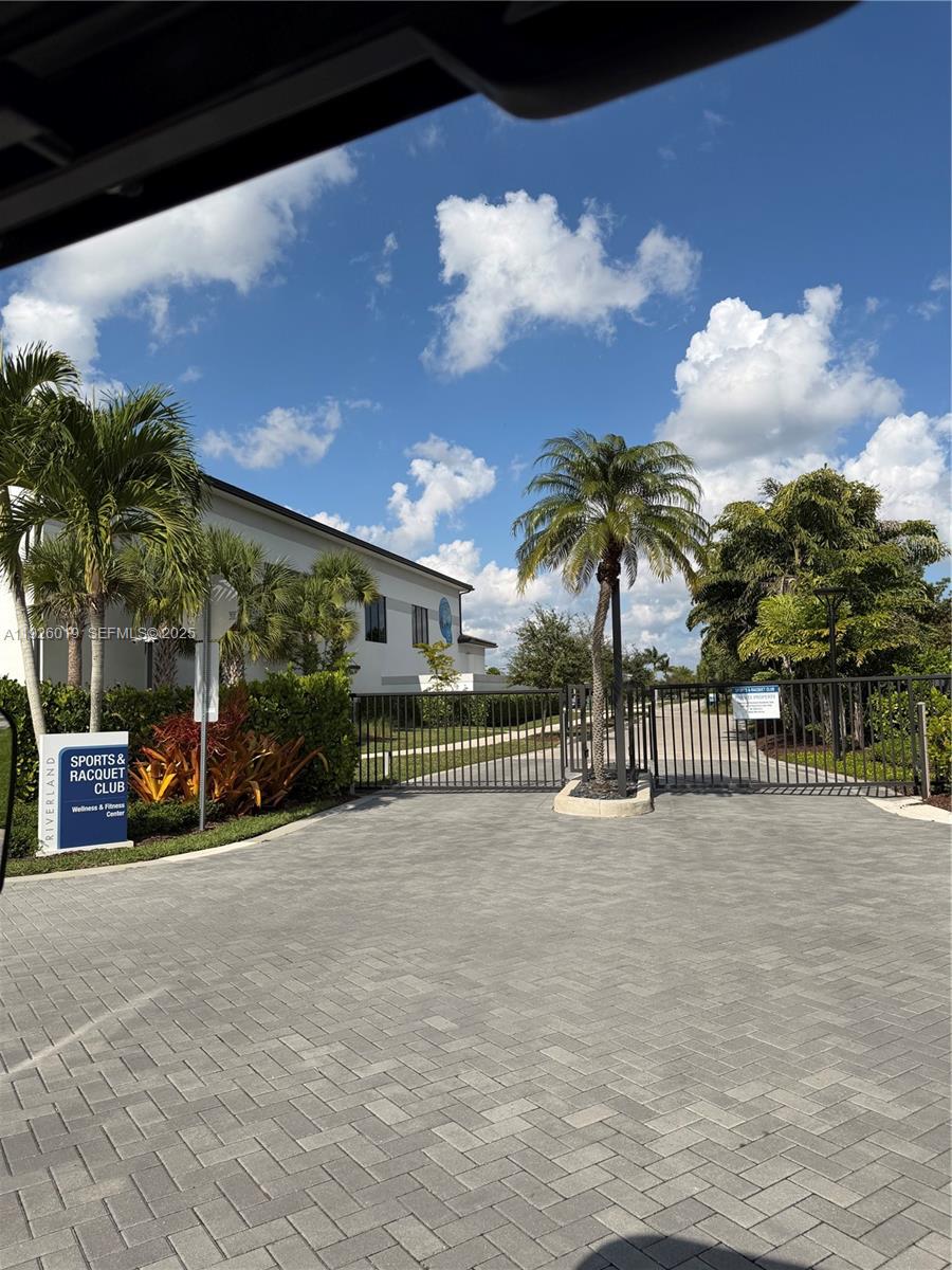 RIVERLAND PARCEL C - PLAT - Residential