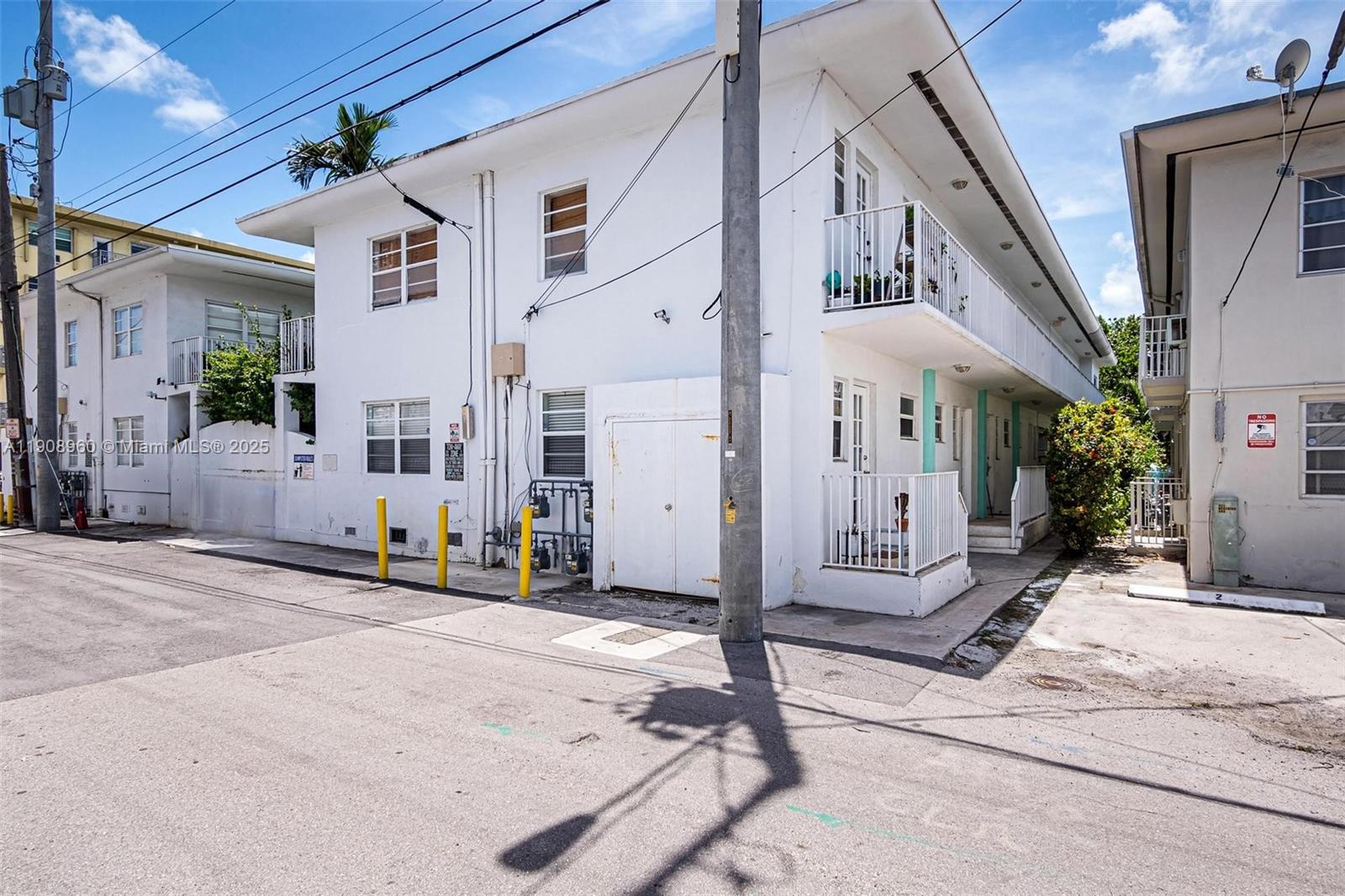 MERIDIAN COURT CONDO - Residential Lease