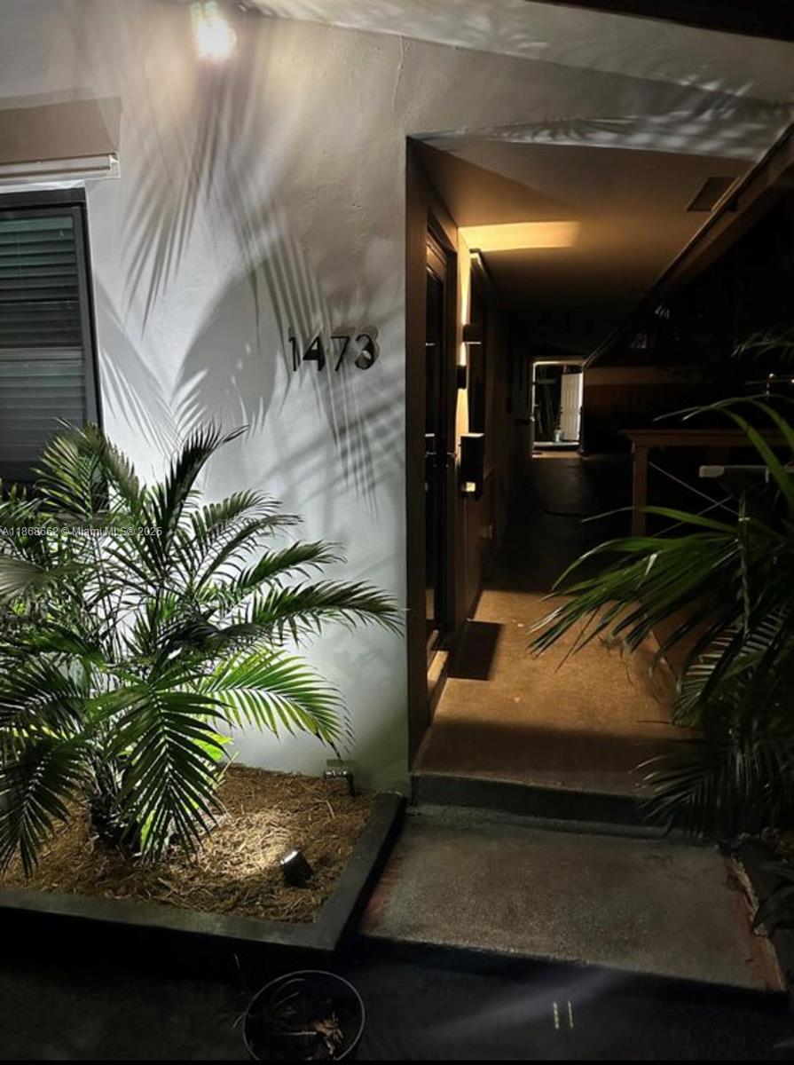 FLORIAN ISLES 2ND SEC - Residential Lease