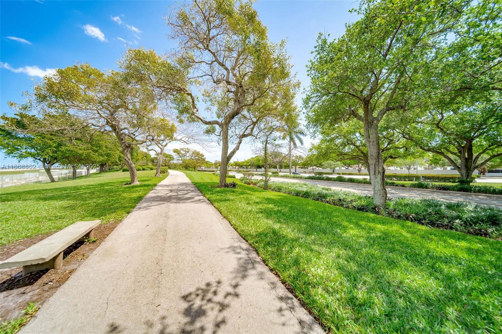 FLORIAN ISLES 2ND SEC - Residential Lease