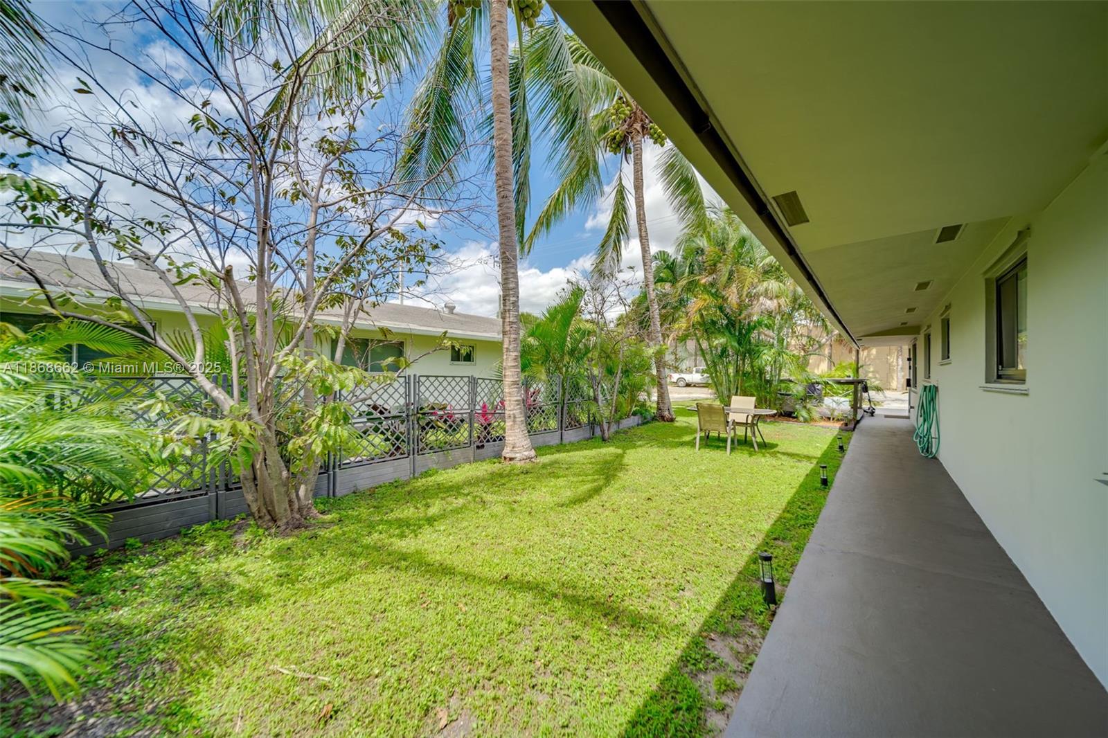 FLORIAN ISLES 2ND SEC - Residential Lease