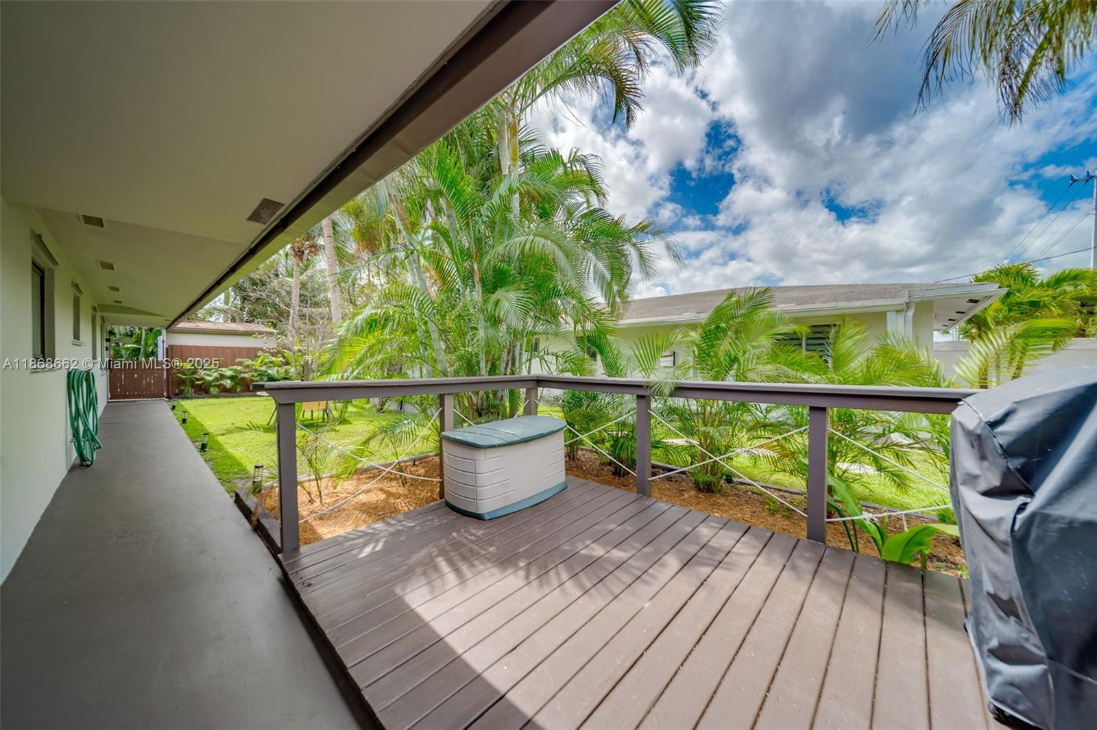 FLORIAN ISLES 2ND SEC - Residential Lease