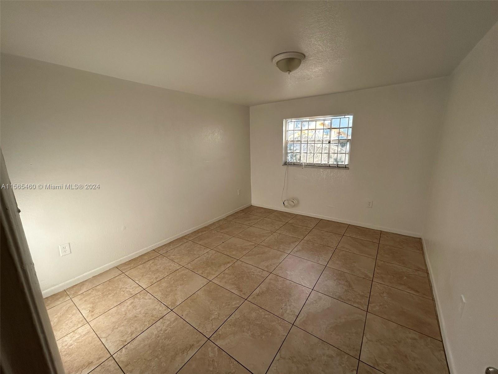 RIDGEWAY - Residential Lease