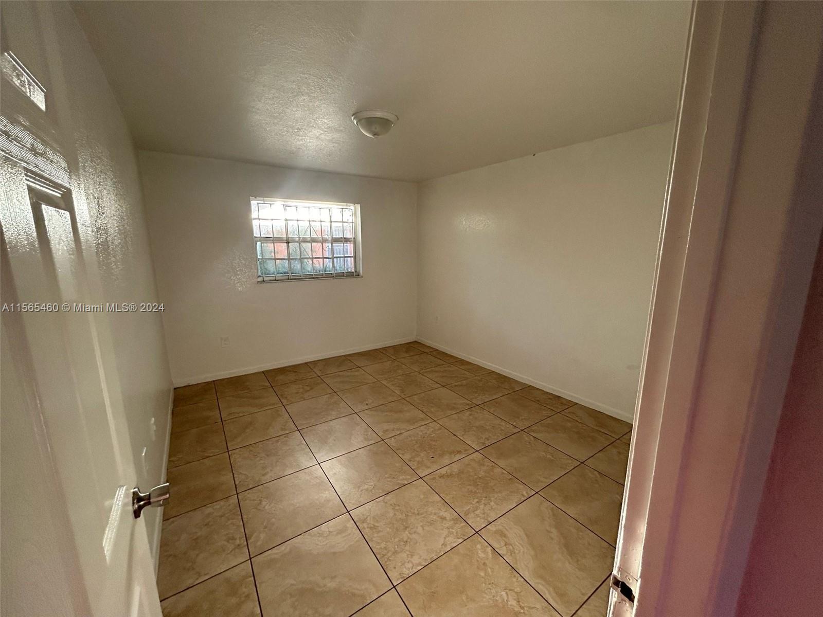 RIDGEWAY - Residential Lease