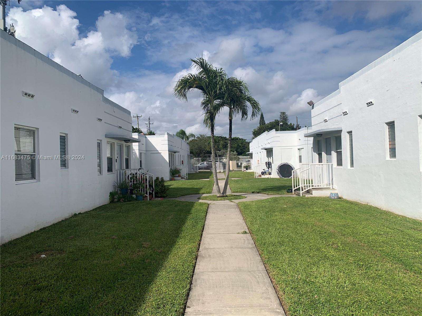 632 Ne 85th St St 4, Miami, Broward County, Florida - 3 Bedrooms  
1 Bathrooms - 