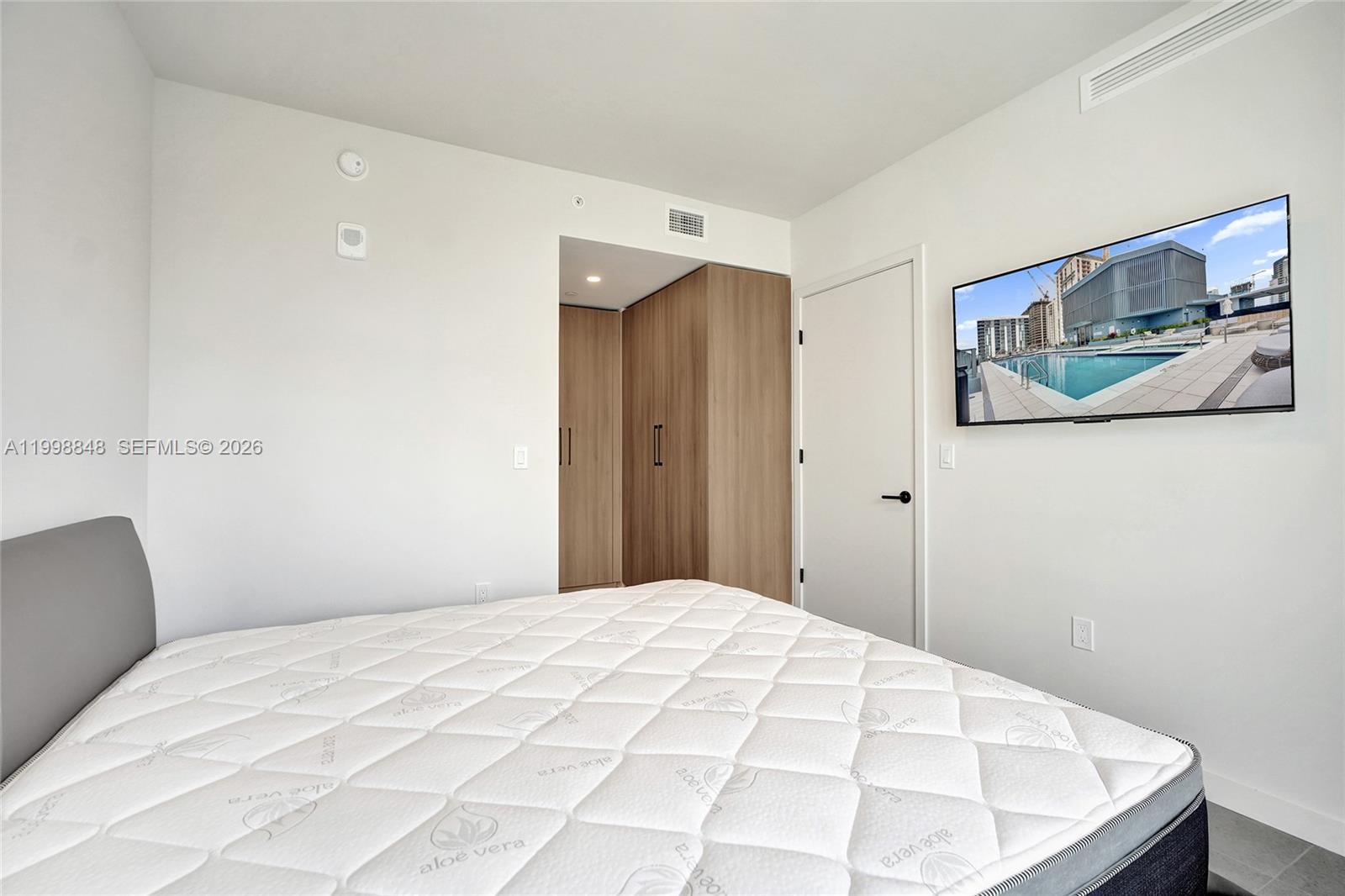 501 First Residences - Residential