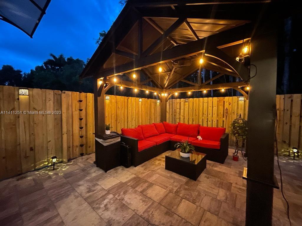 WALDEN PLACE - Residential