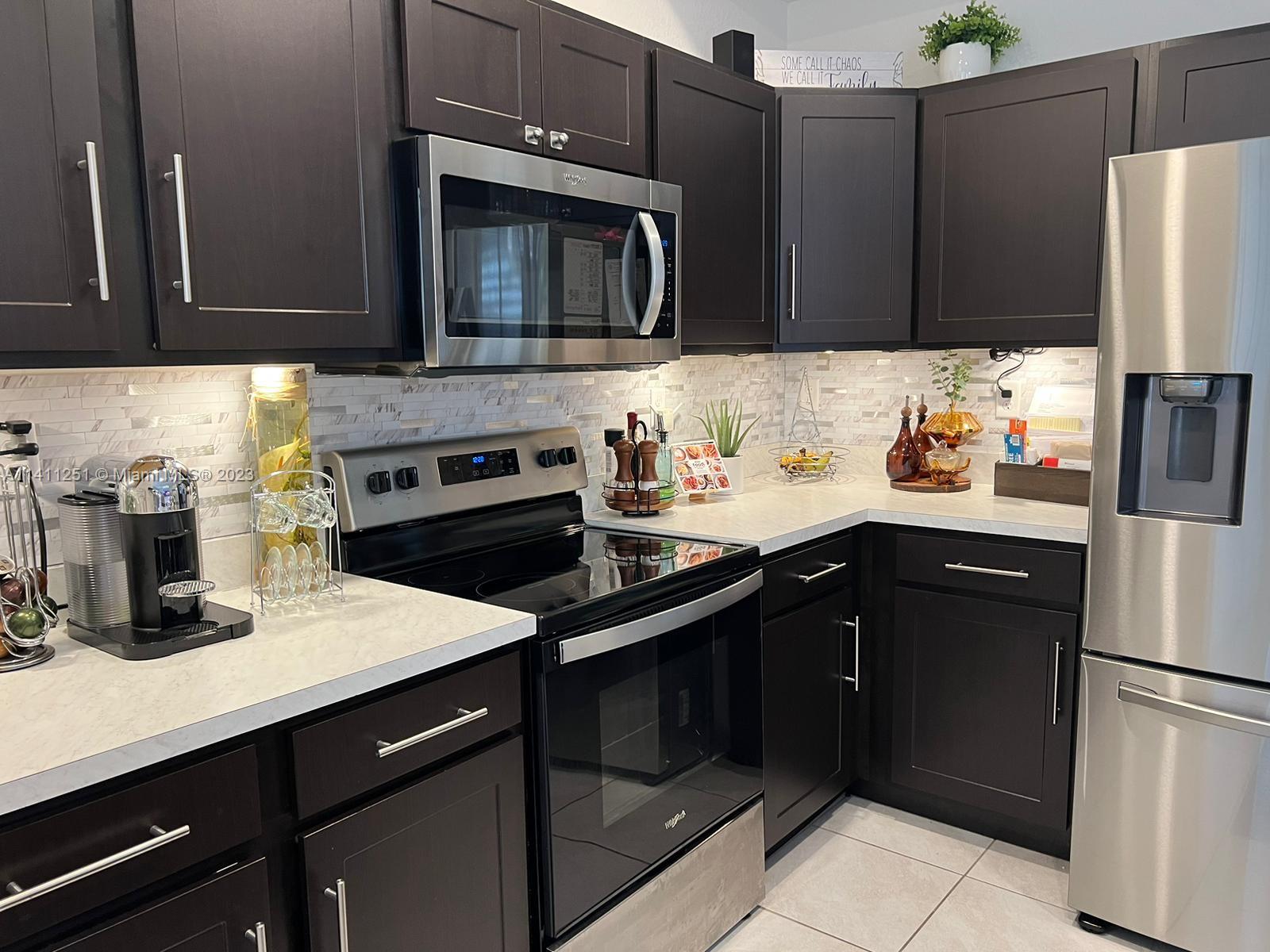 WALDEN PLACE - Residential