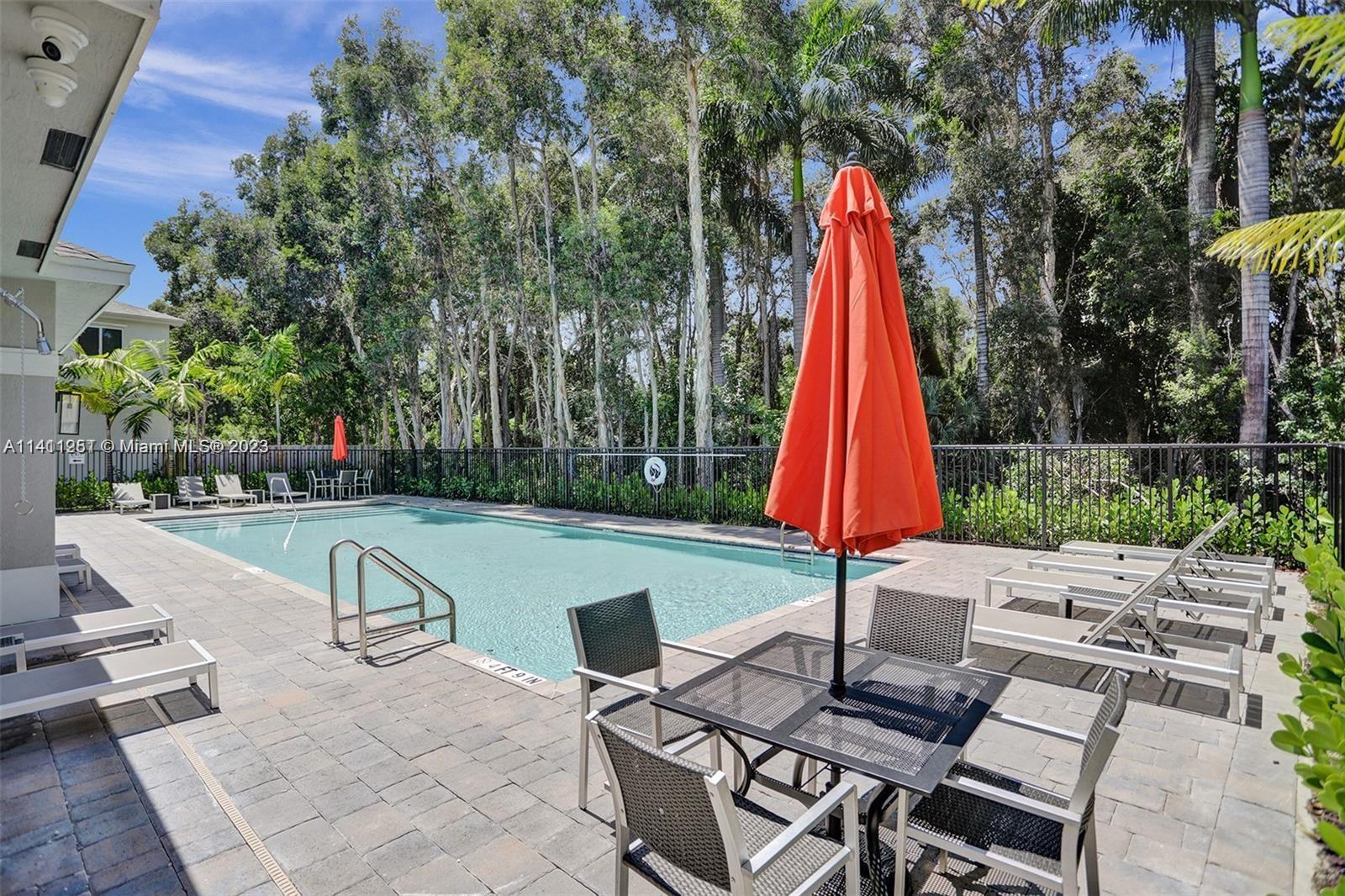 WALDEN PLACE - Residential