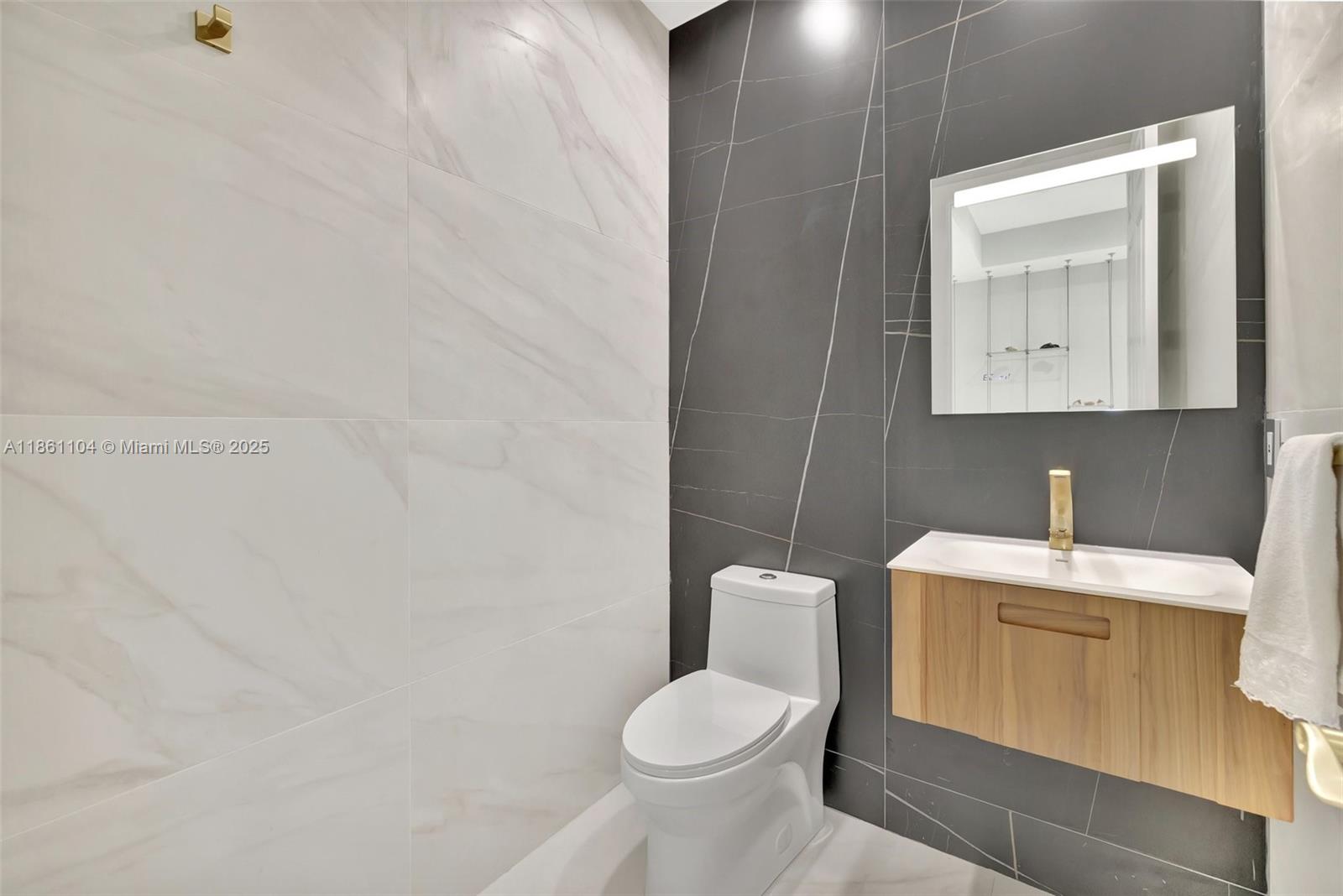 RIVERSTONE - Residential