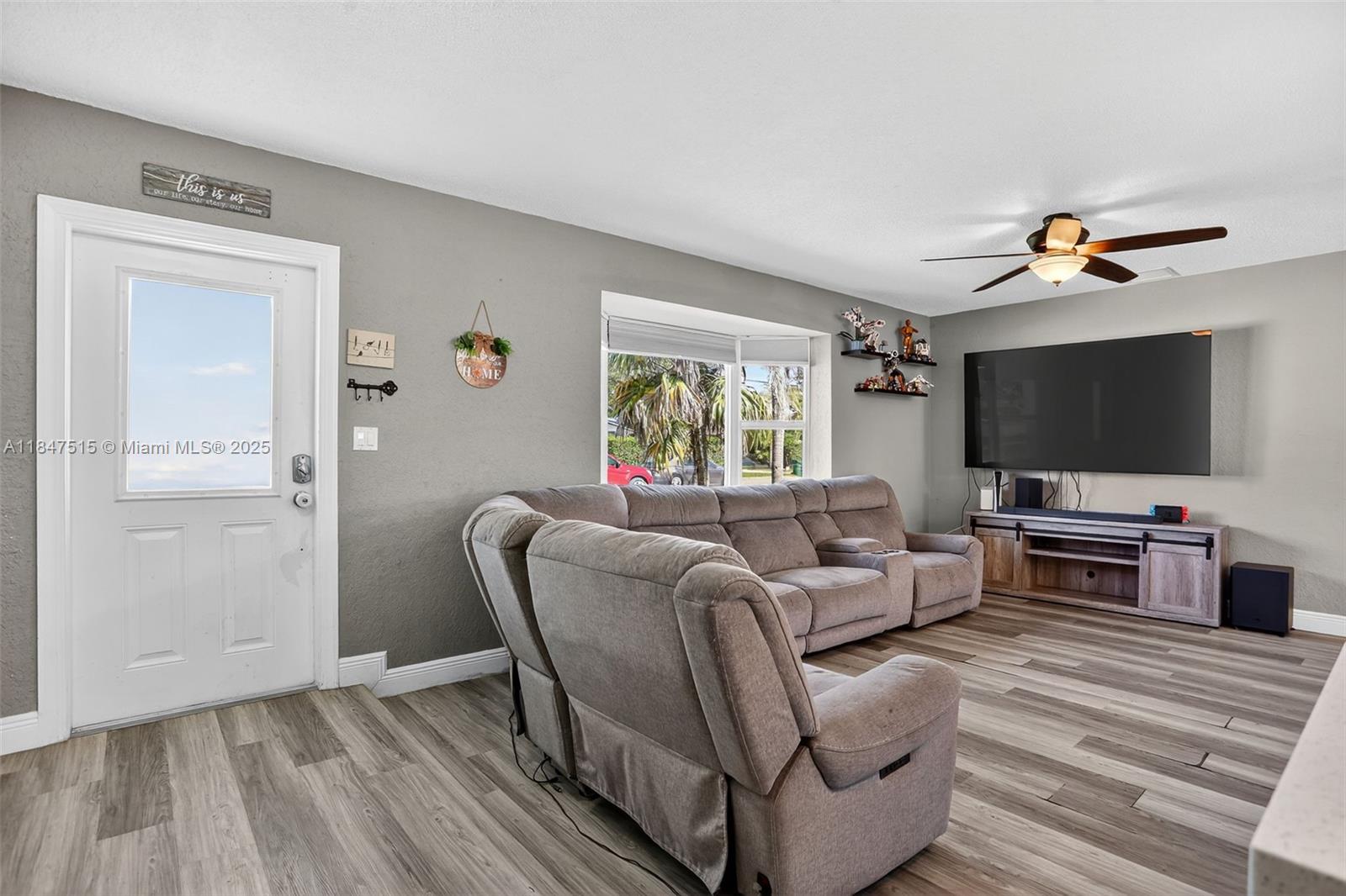 PARADISE GARDENS - Residential