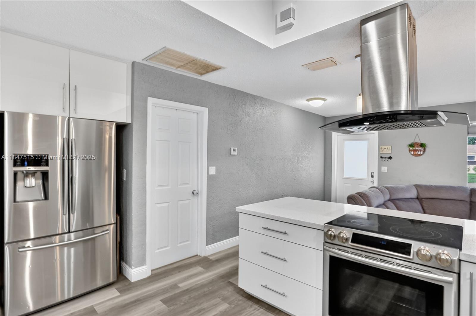 PARADISE GARDENS - Residential