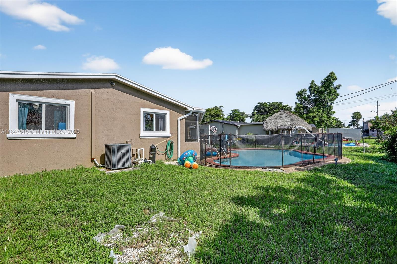 PARADISE GARDENS - Residential