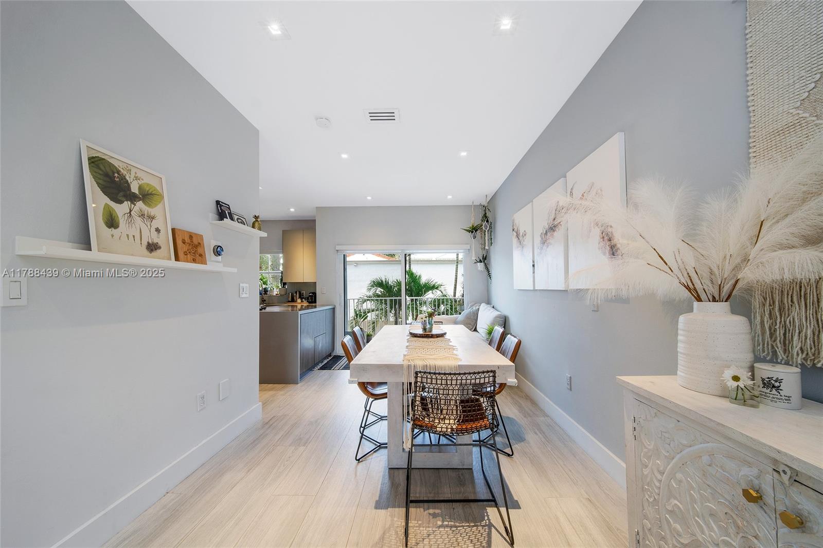 NORTH BEACH TOWNHOMES A C - Residential