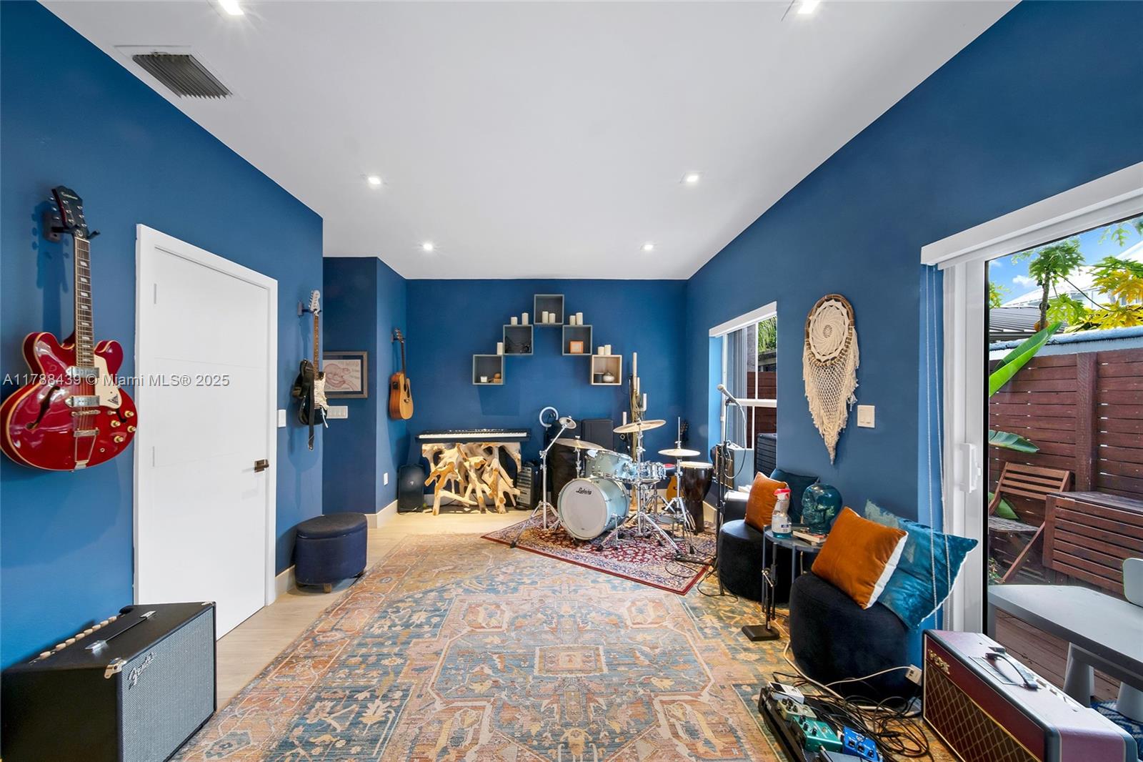 NORTH BEACH TOWNHOMES A C - Residential