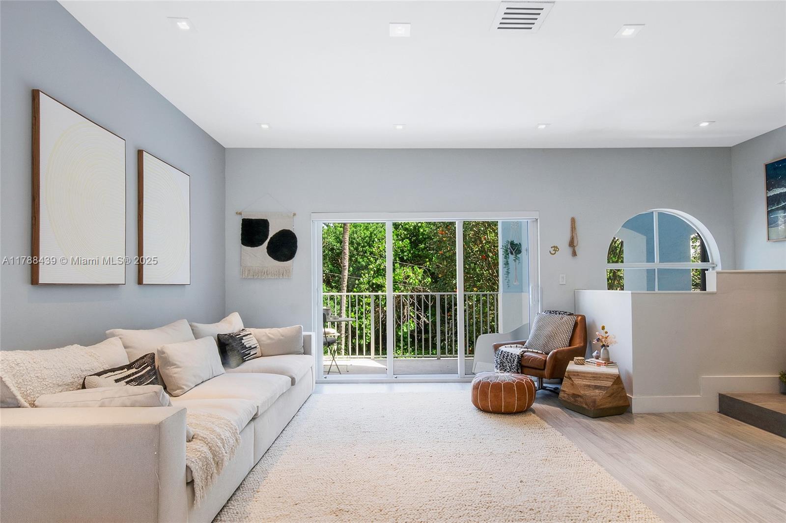 NORTH BEACH TOWNHOMES A C - Residential