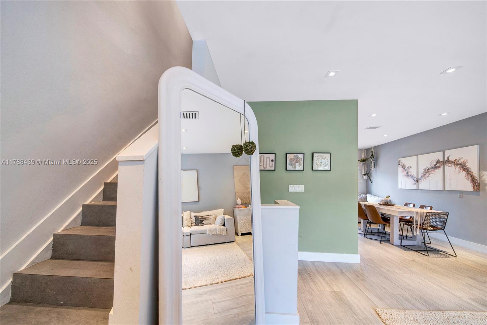 NORTH BEACH TOWNHOMES A C - Residential