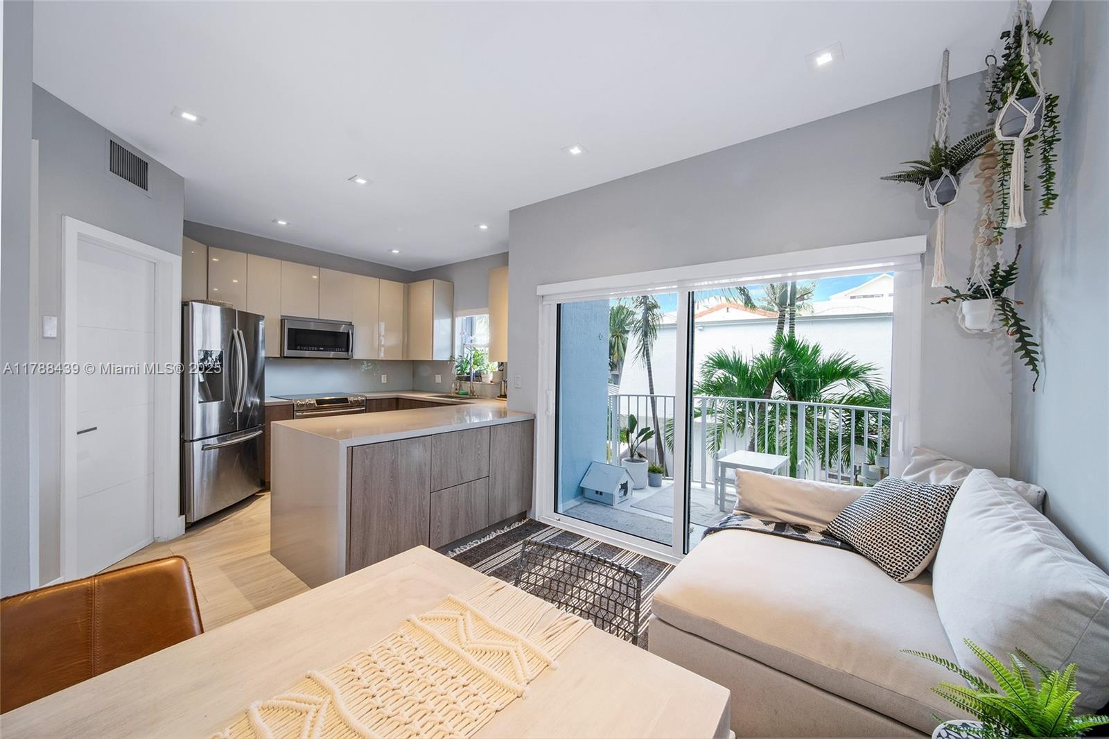 NORTH BEACH TOWNHOMES A C - Residential