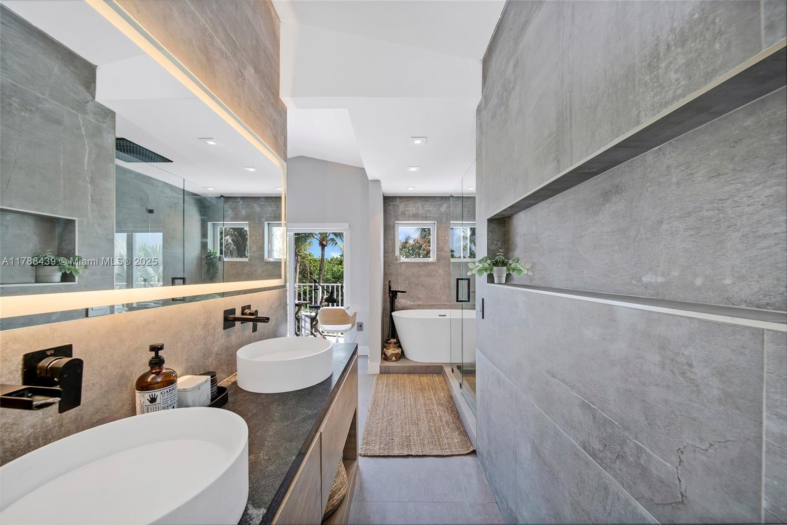 NORTH BEACH TOWNHOMES A C - Residential