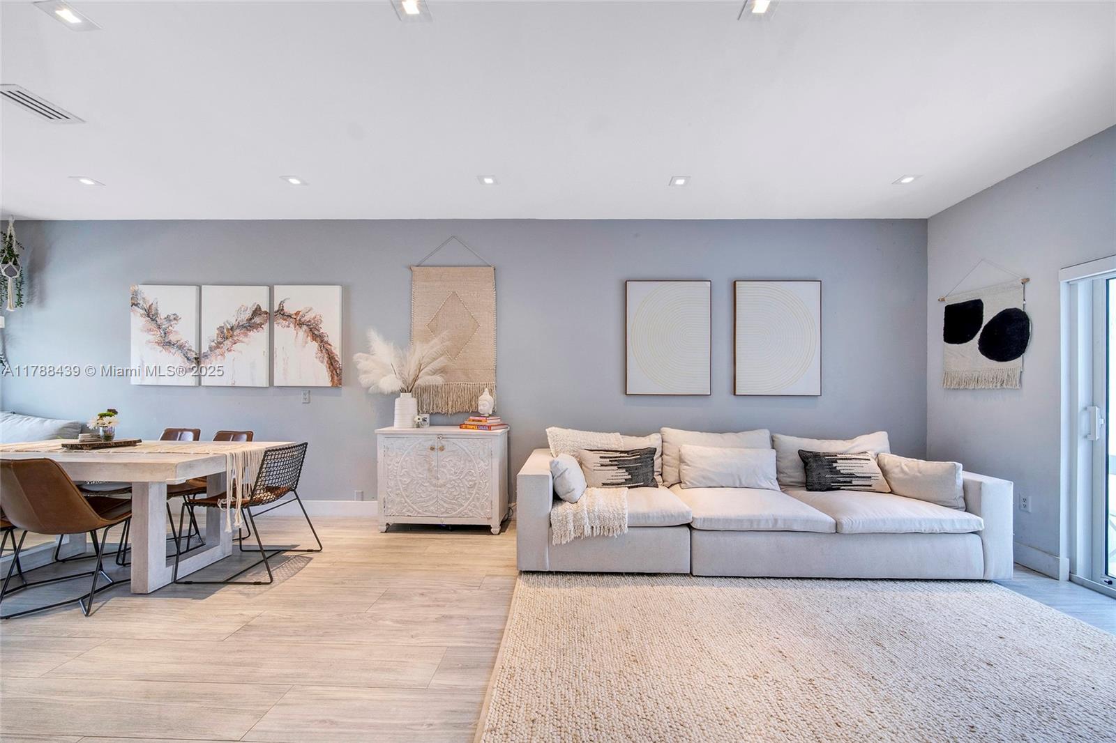 NORTH BEACH TOWNHOMES A C - Residential