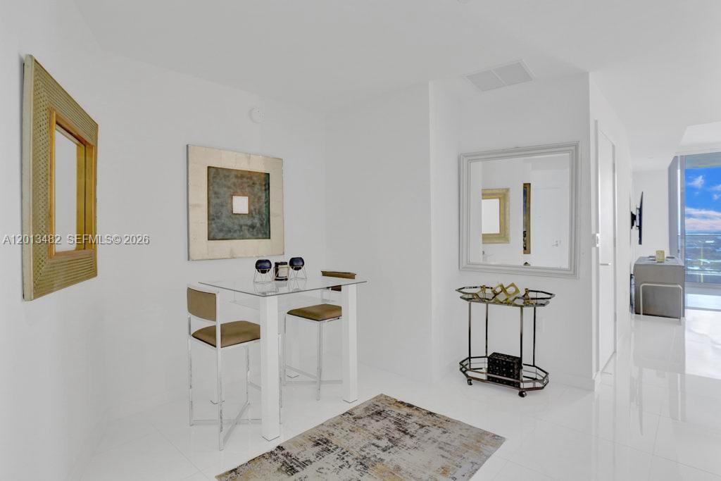 851 NE 1st Ave 2900