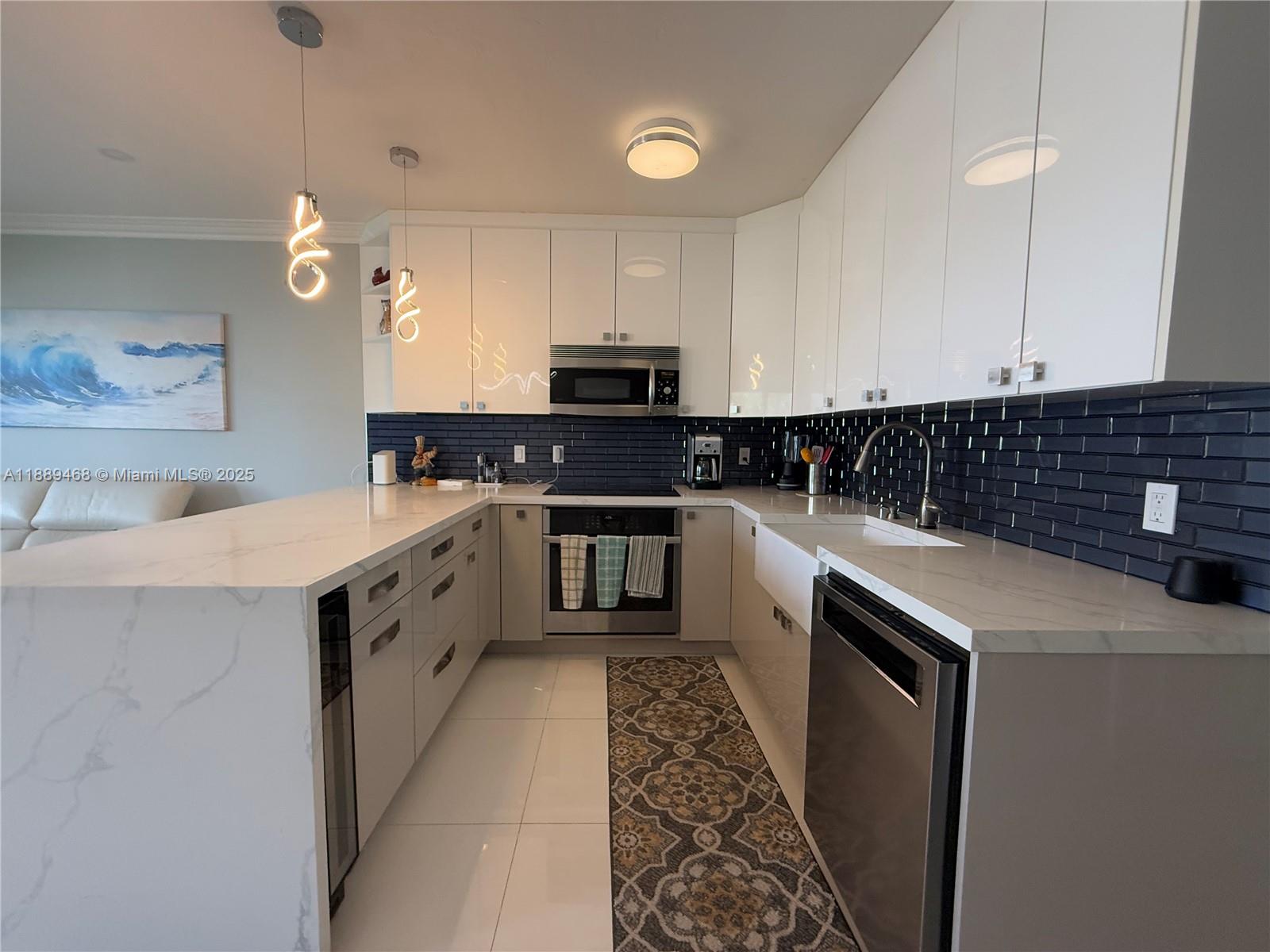 BERKELEY DIPLOMAT CO-OP - Residential
