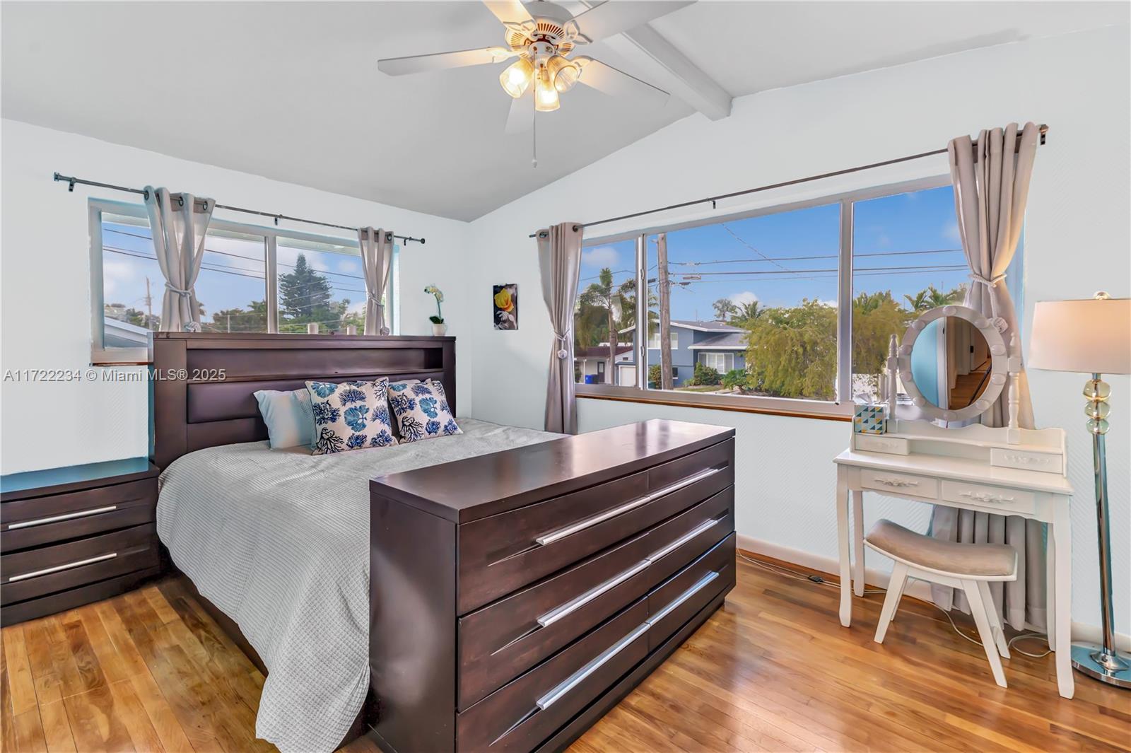 LAUDERDALE ISLES NO 2-BLK - Residential