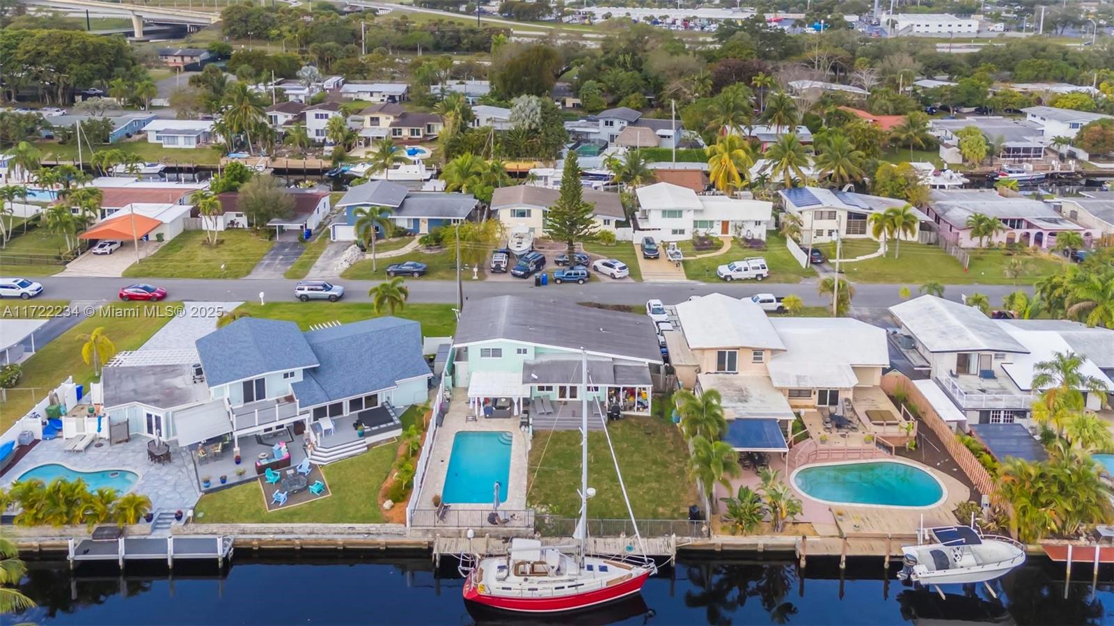 LAUDERDALE ISLES NO 2-BLK - Residential