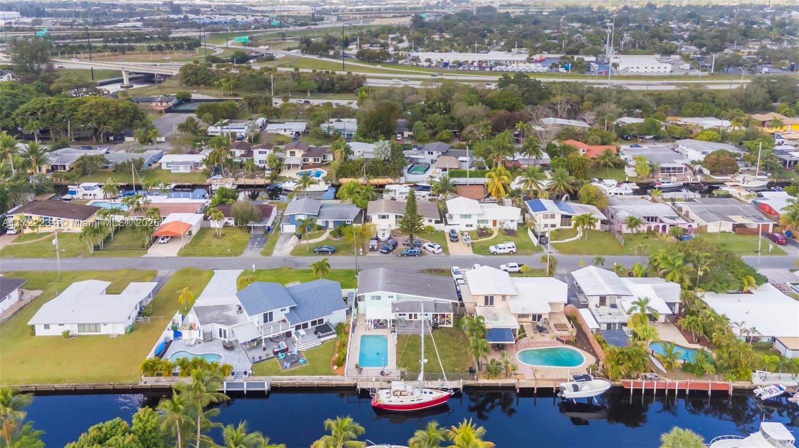 LAUDERDALE ISLES NO 2-BLK - Residential