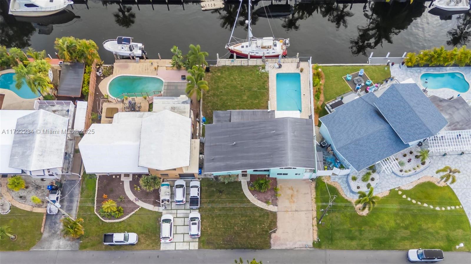 LAUDERDALE ISLES NO 2-BLK - Residential