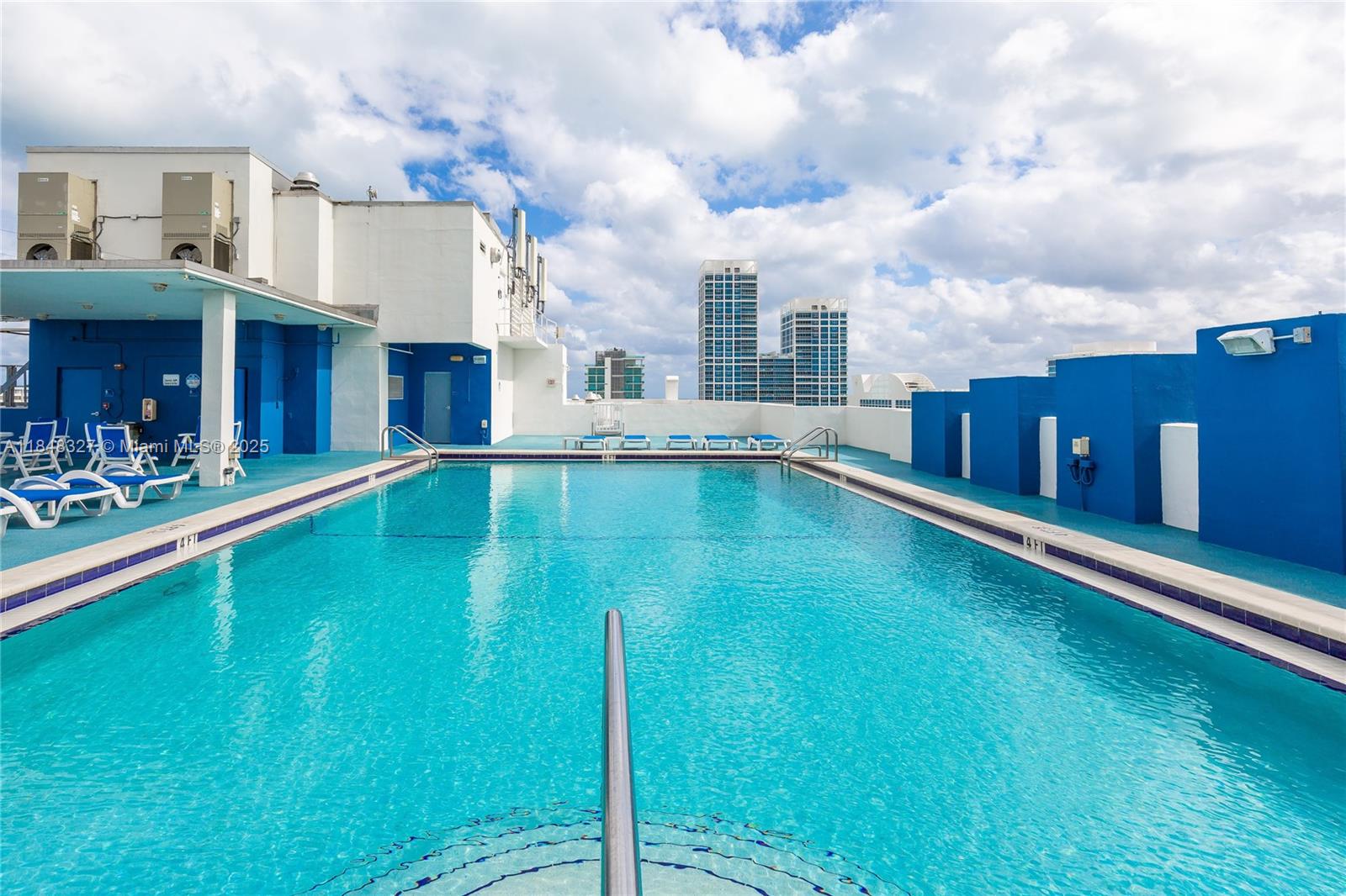 401 BLU OF NORTH BEACH CO - Residential