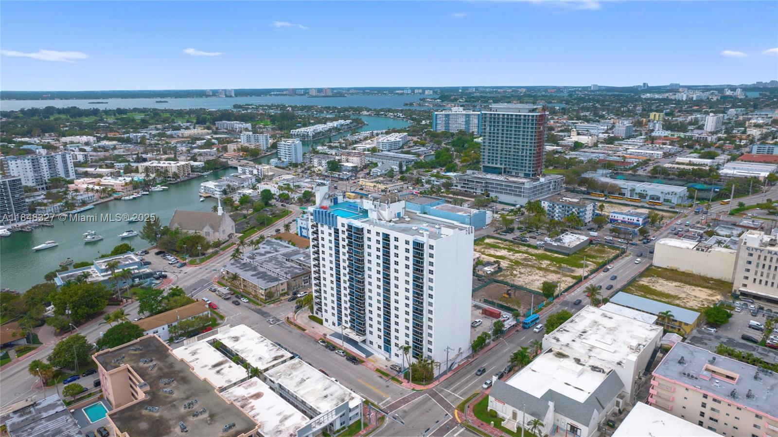 401 BLU OF NORTH BEACH CO - Residential