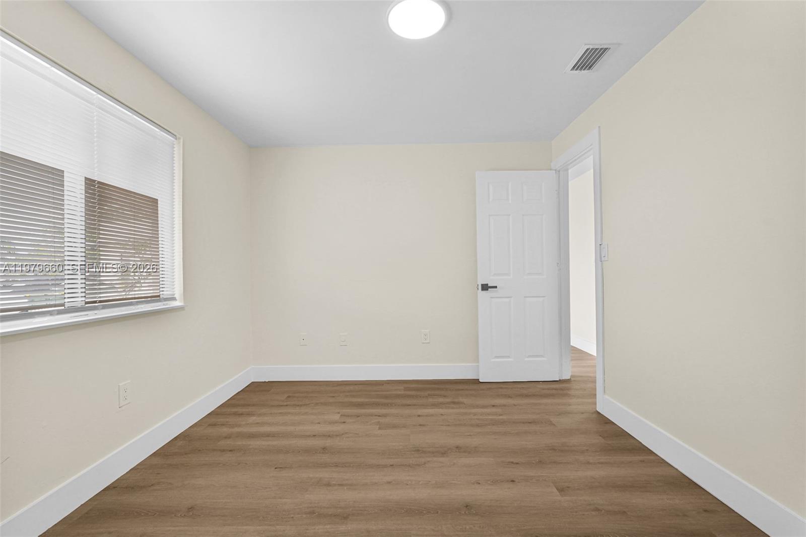 ESPLANADE - Residential