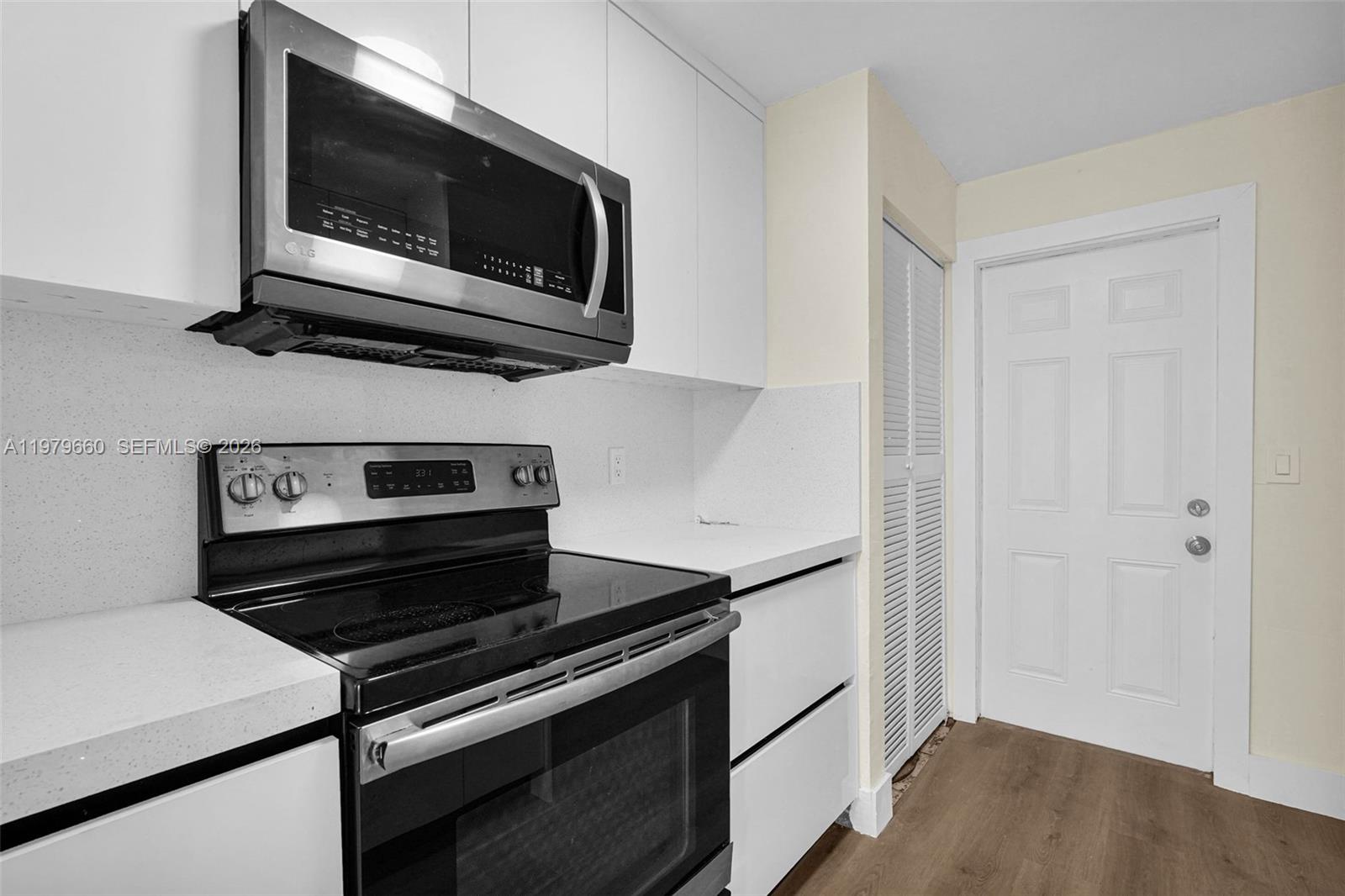 ESPLANADE - Residential