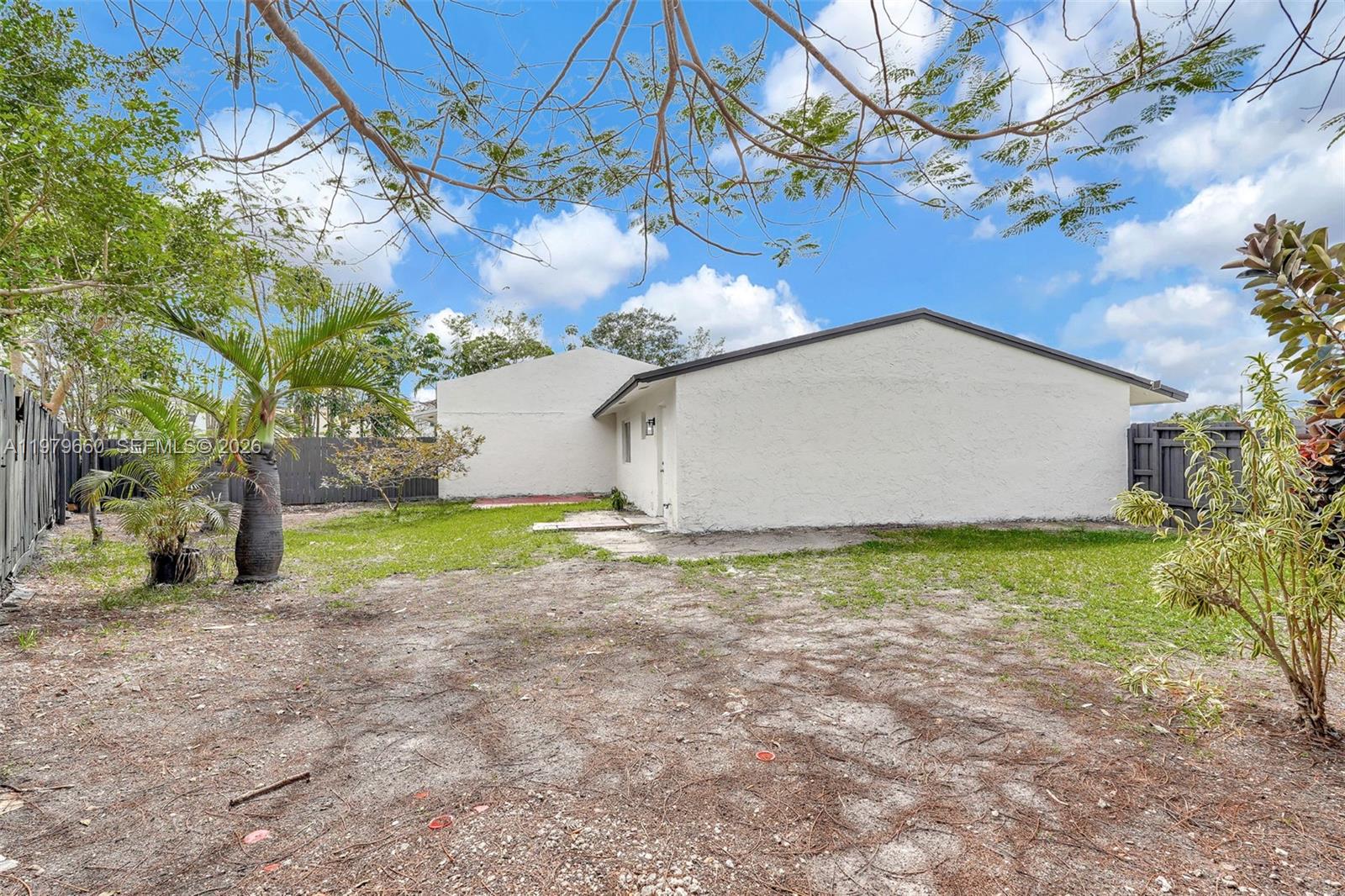 ESPLANADE - Residential