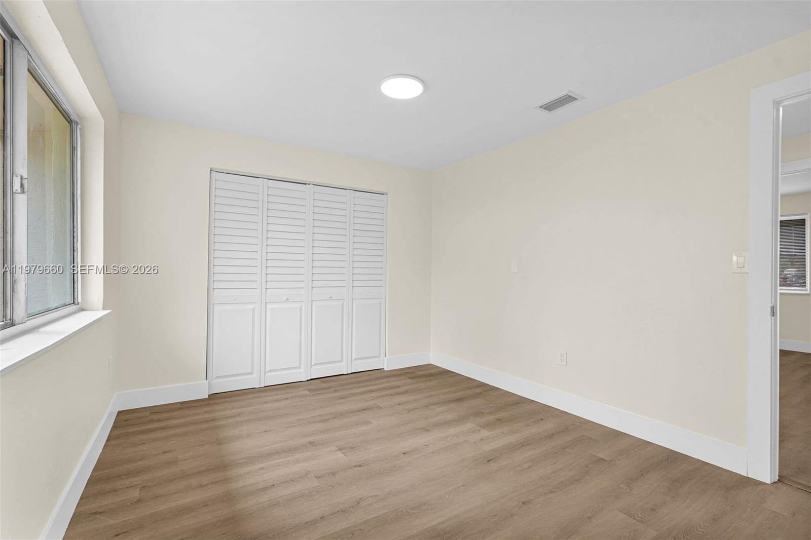 ESPLANADE - Residential