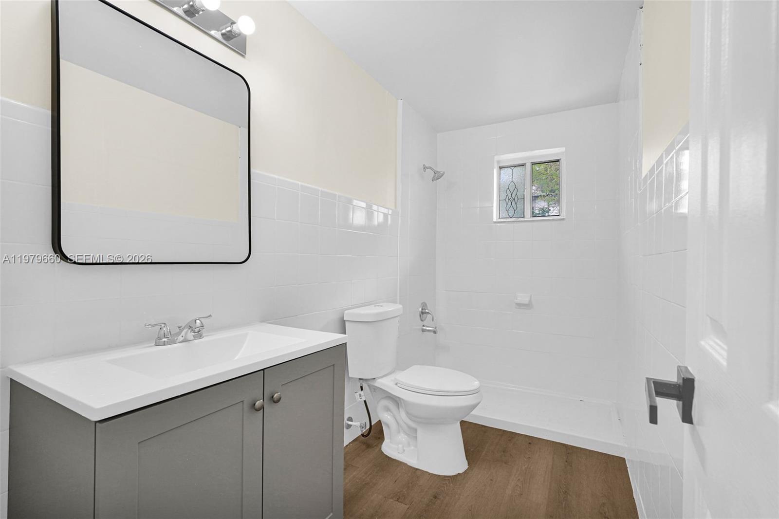 ESPLANADE - Residential