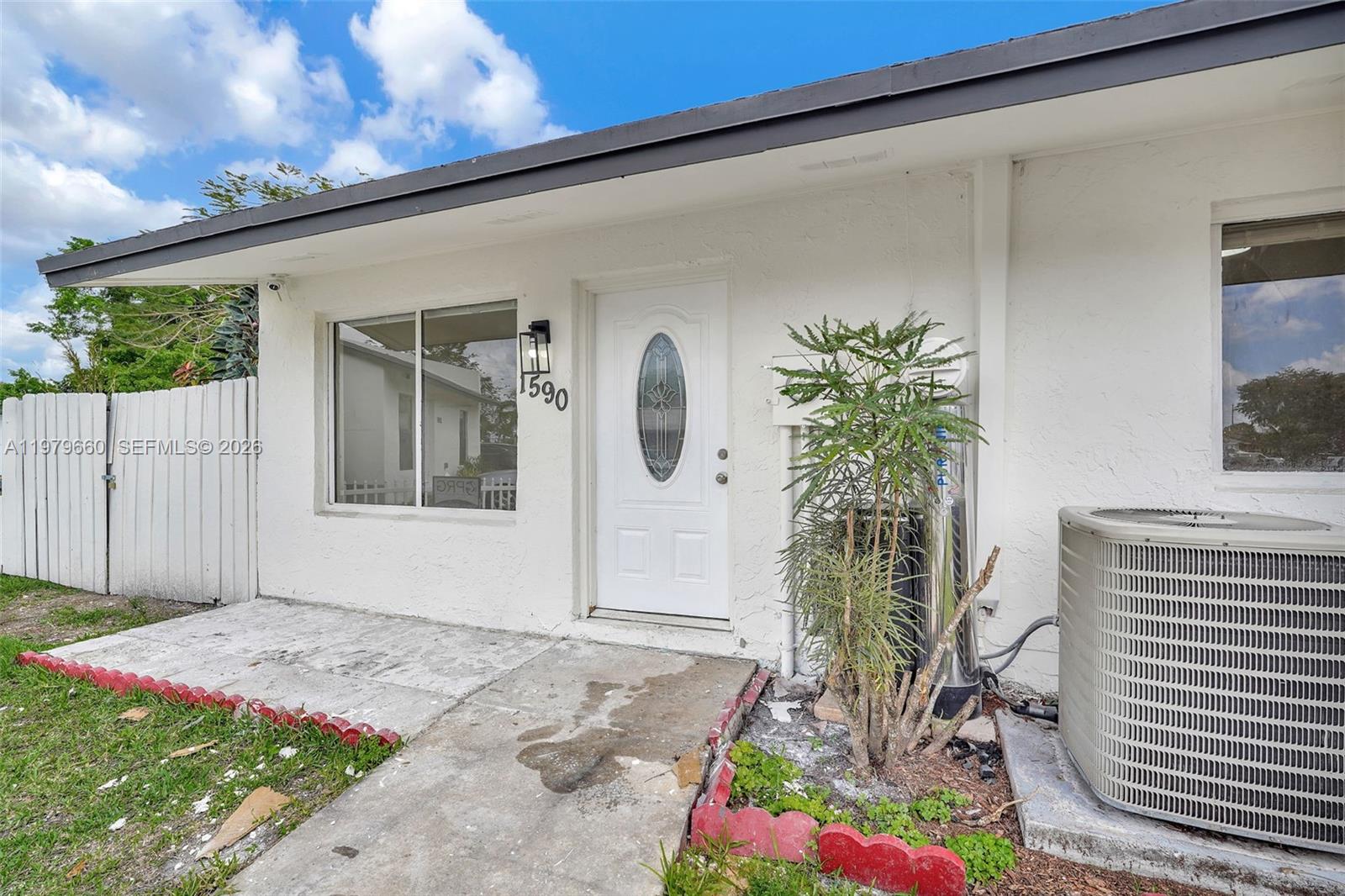 ESPLANADE - Residential