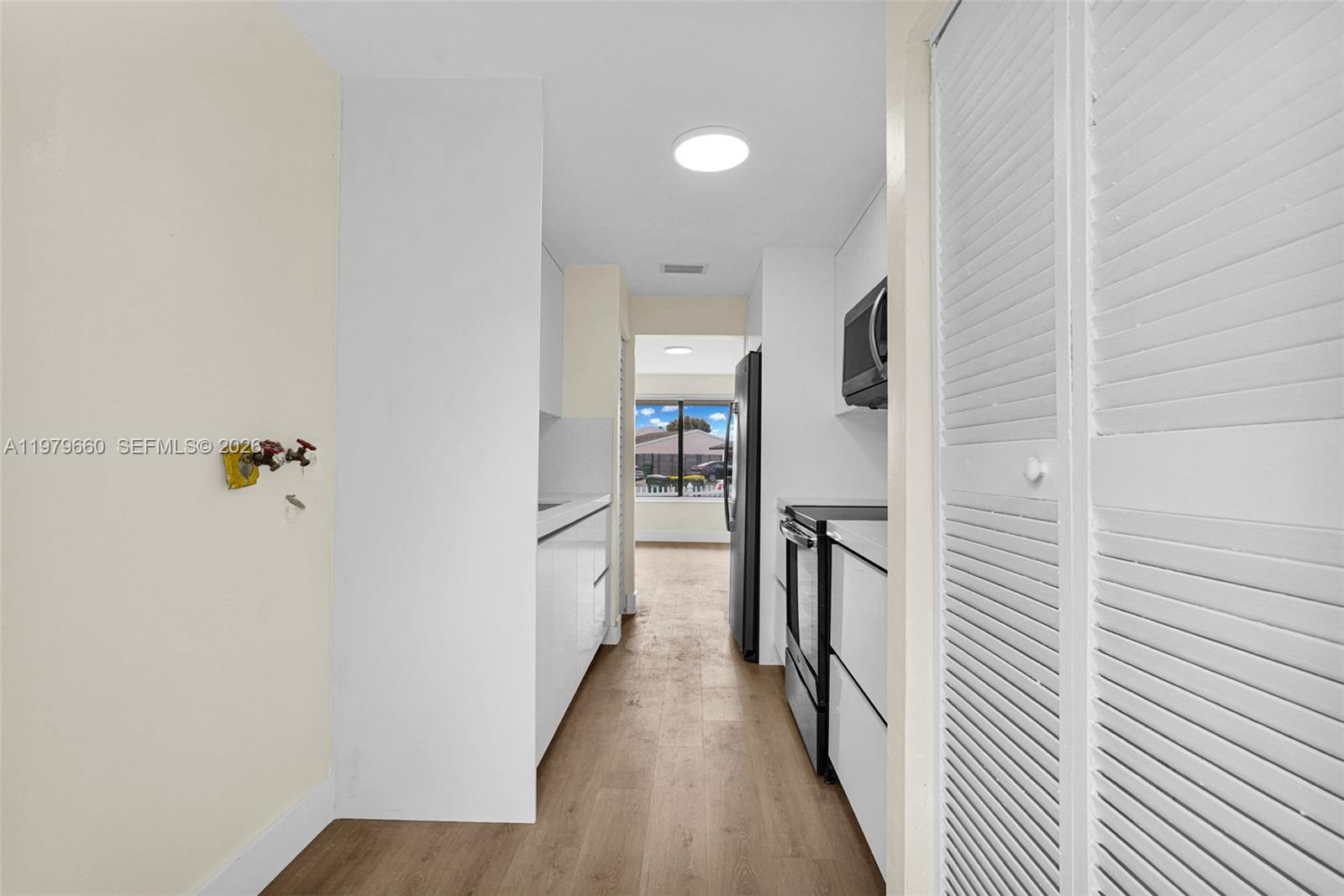 ESPLANADE - Residential