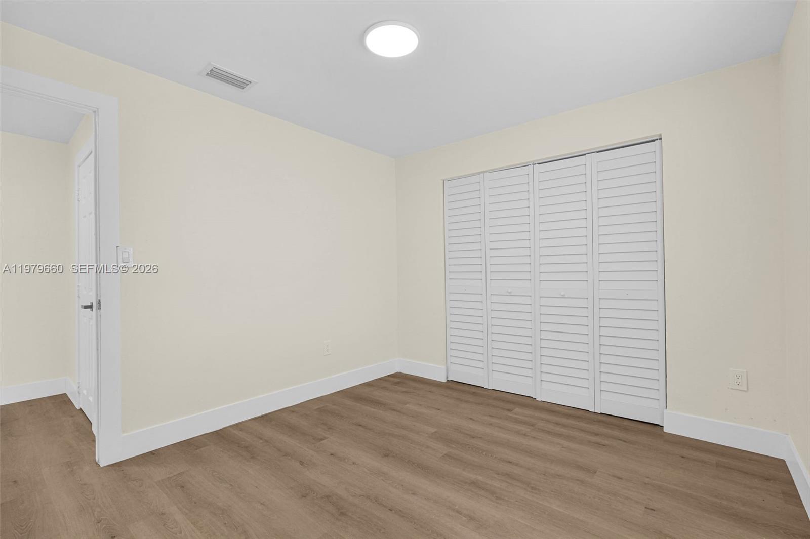 ESPLANADE - Residential