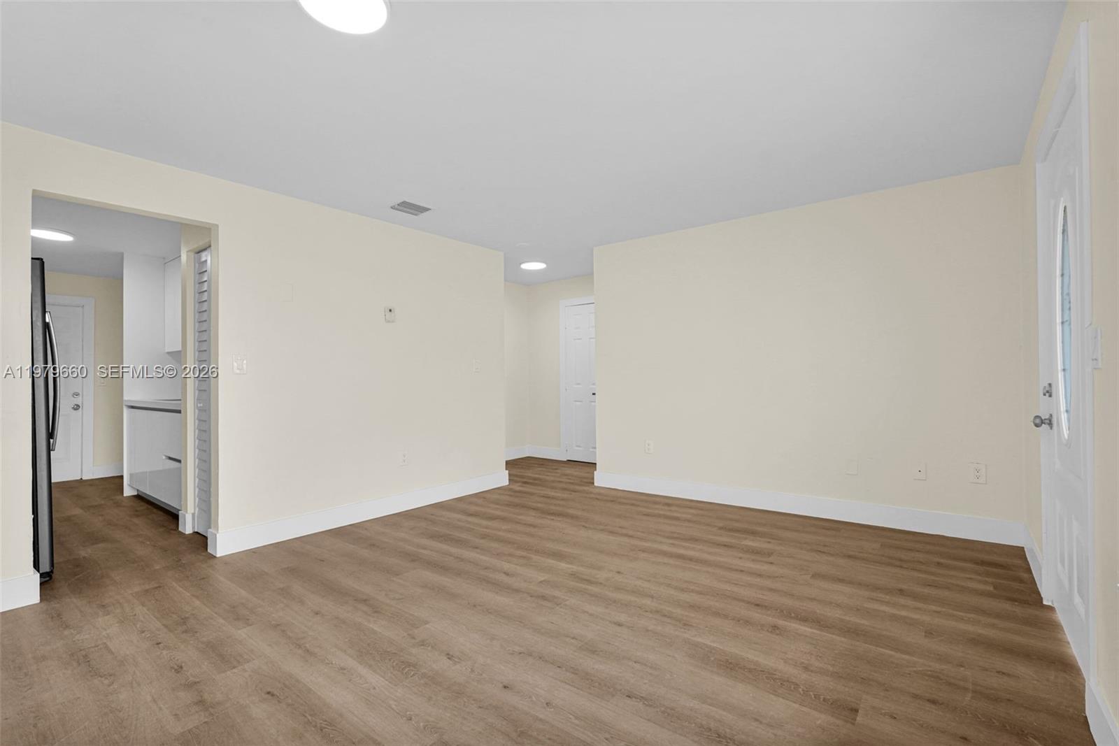 ESPLANADE - Residential