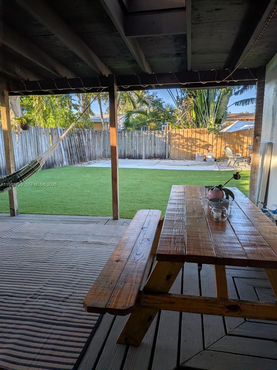 NORTH ANDREWS TERRACE FIR - Residential Lease