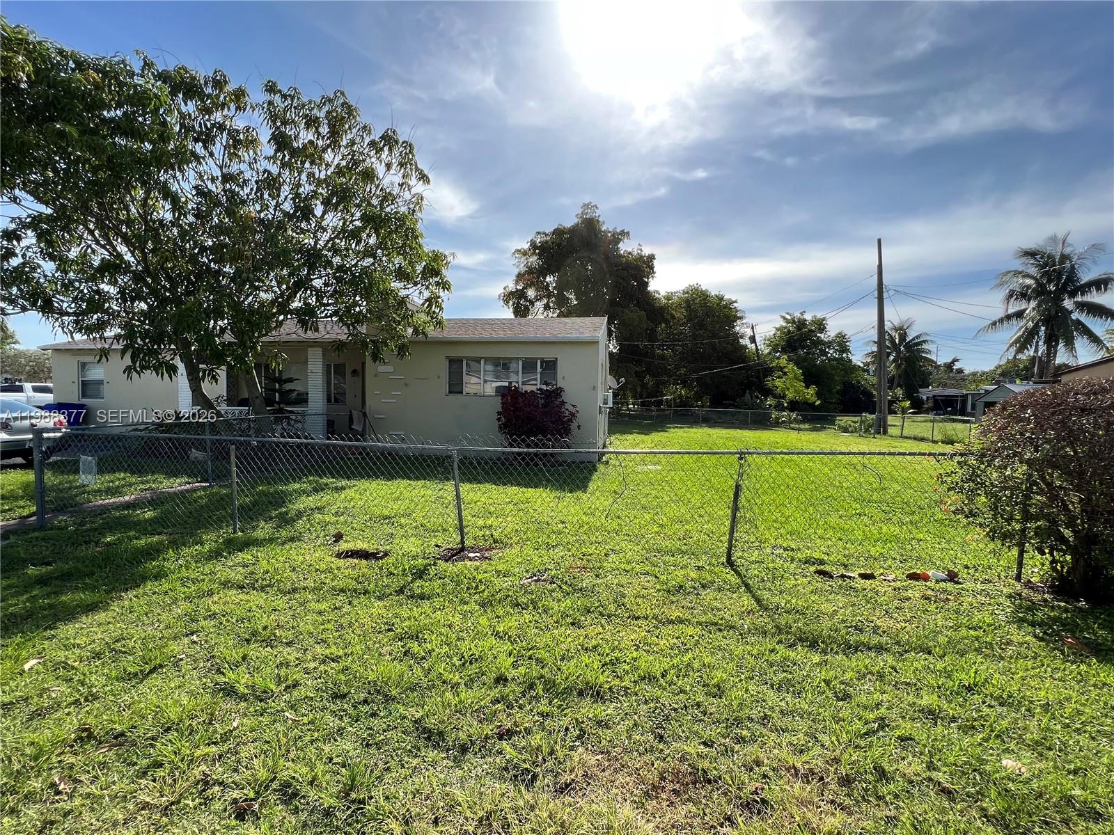 WASHINGTON SQUARE - Residential Lease