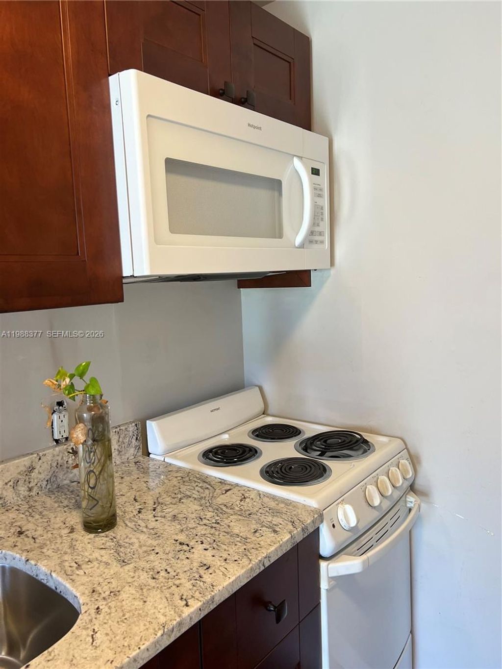 Photo of 1001 S 22nd Ct #East Rear, Hollywood, FL 33020 (MLS # A11988377)
