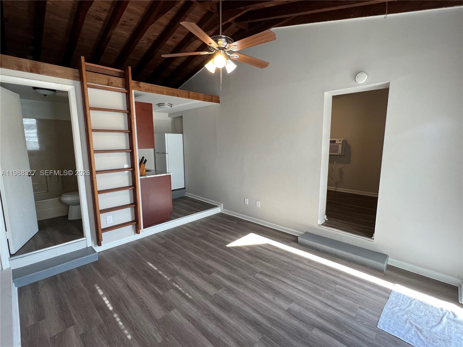 WASHINGTON SQUARE - Residential Lease