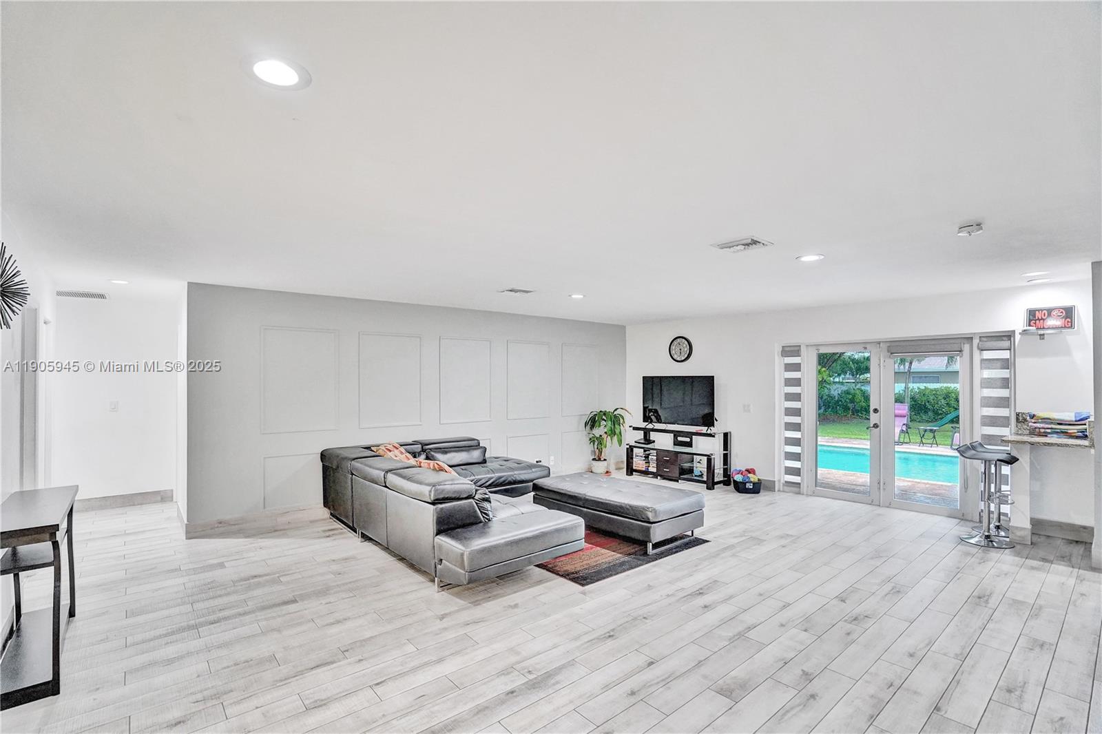 SUNNY ISLES PARK SEC 1 - Residential Lease