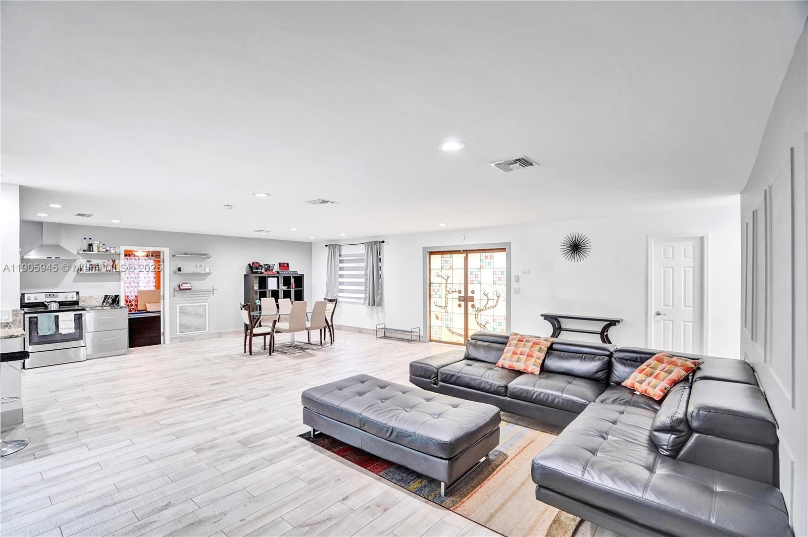 SUNNY ISLES PARK SEC 1 - Residential Lease