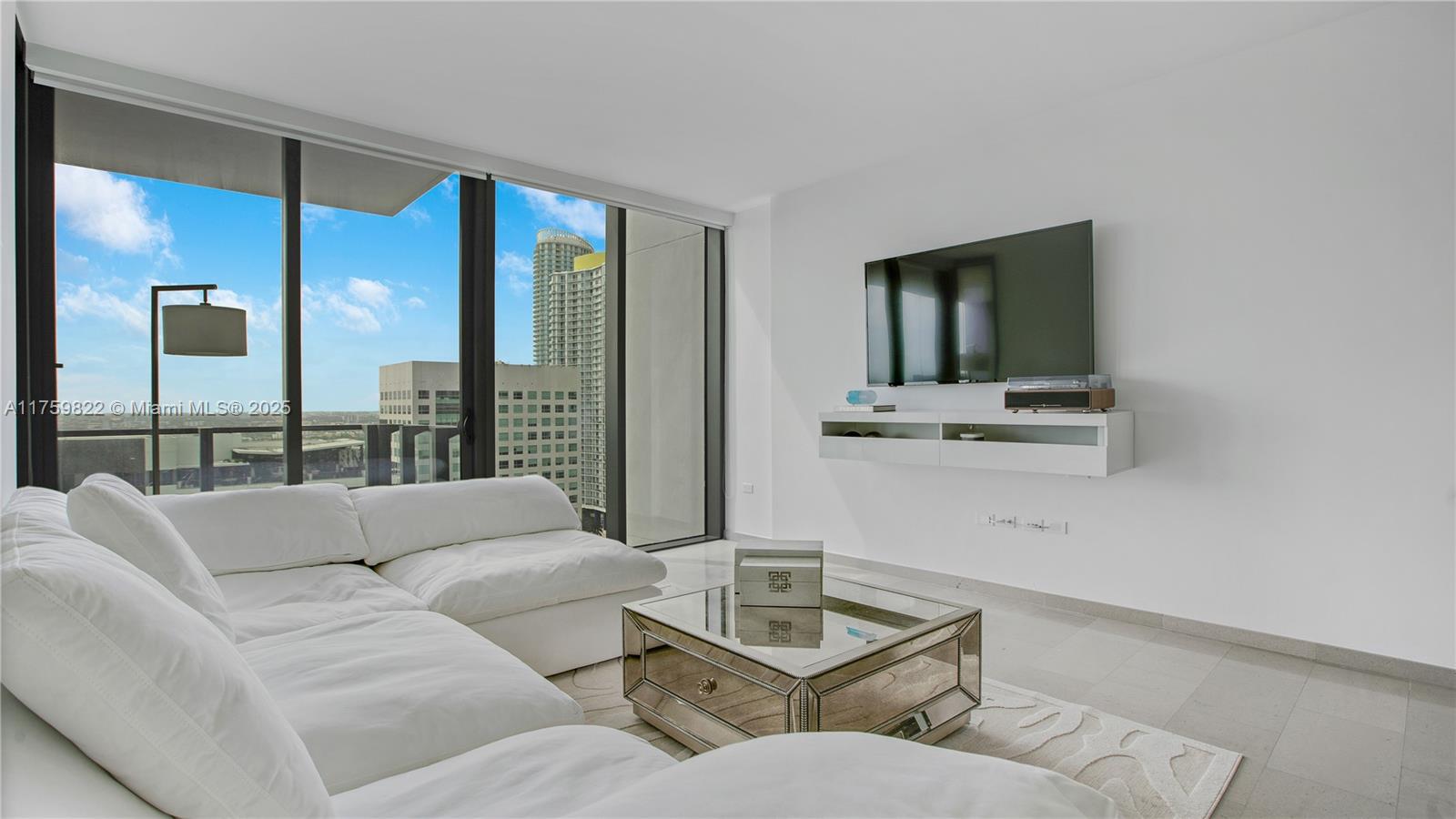 88 SW 7th St 2208