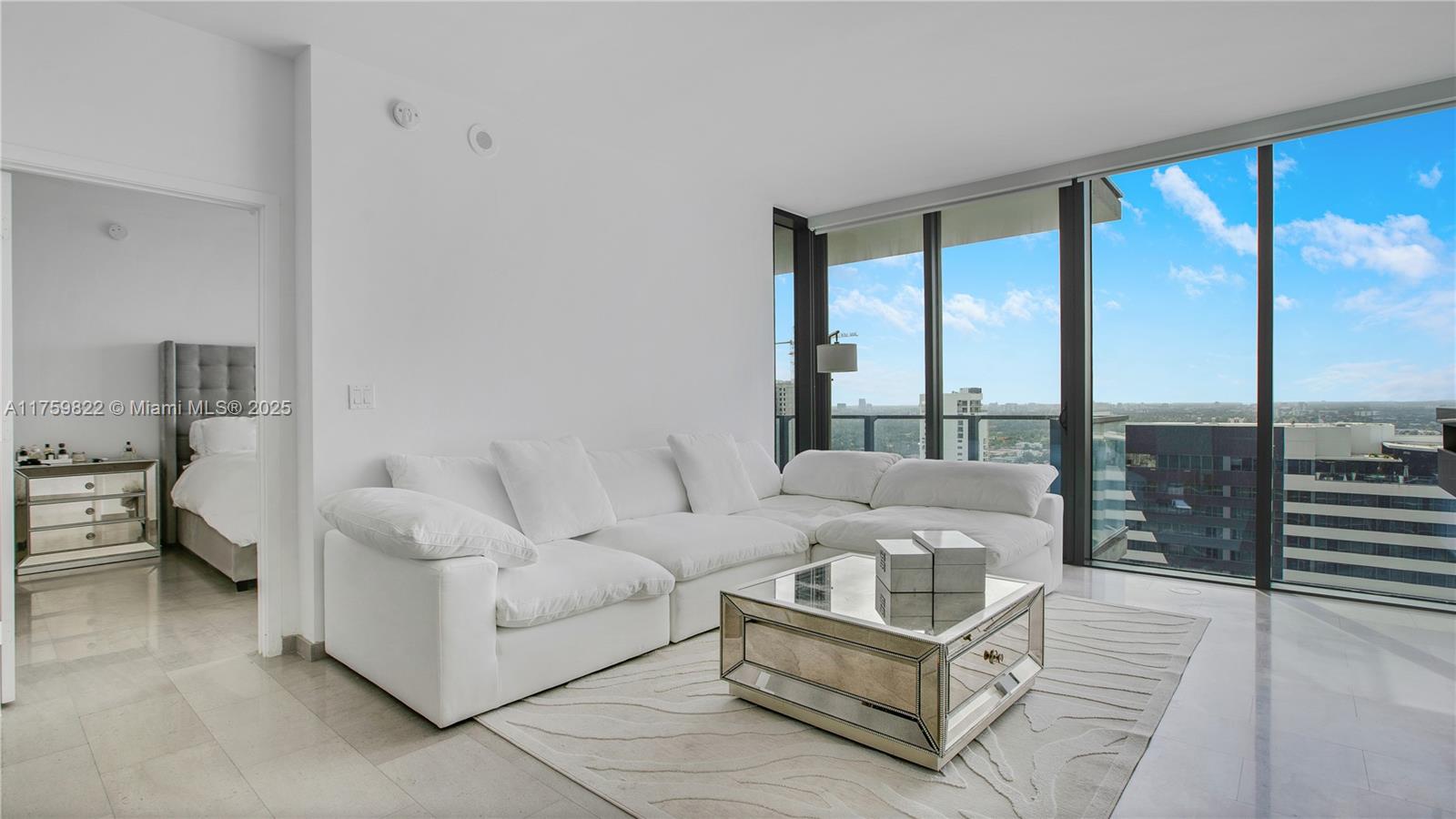 Property for Sale at 88 Sw 7th St 2208, Miami, Broward County, Florida - Bedrooms: 1 
Bathrooms: 2  - $685,000